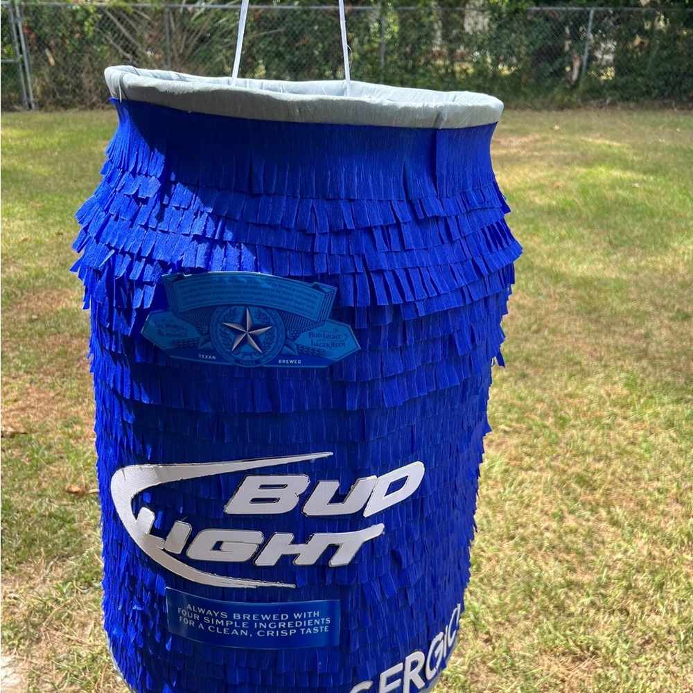 Bud Light Blue Can Piñata - Picture 4 of 6